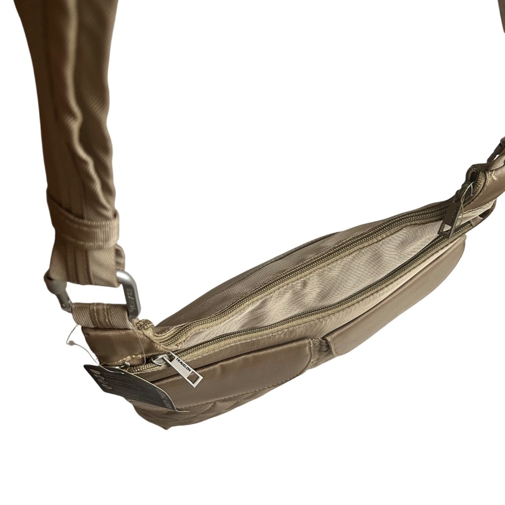 Travelon Anti- Theft RFID Blocking Crossbody Unisex Bag in Tan - Picture 5 of 14